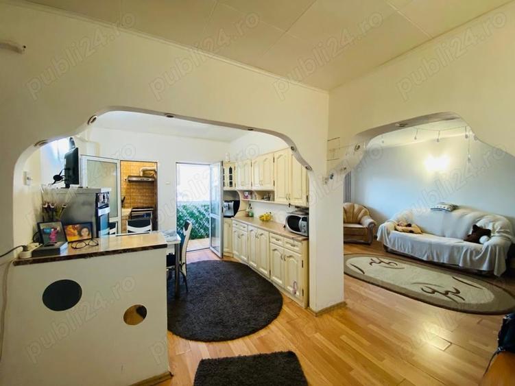 Apartament cu 3 camere decomandat în Lenin Sud