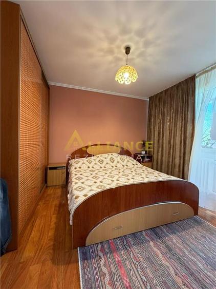 Metrou 1 Decembrie - Apartament 4 camere 2 bai - Gata de mutare - 7