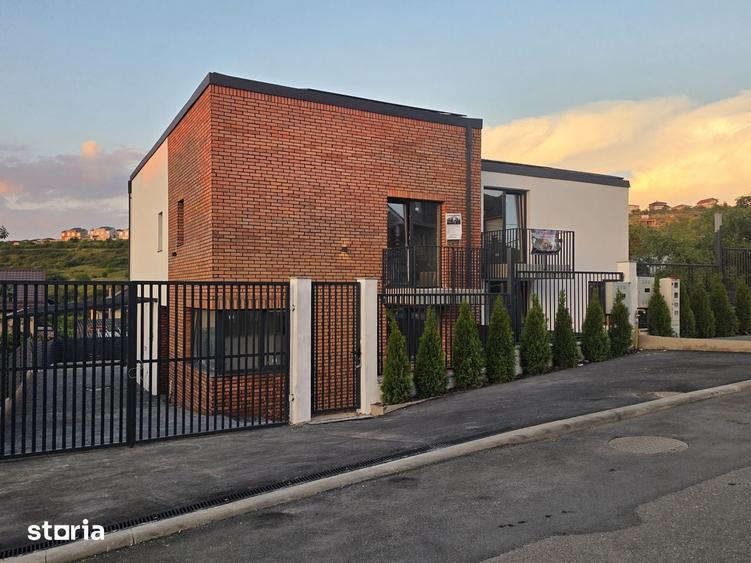 Casă cu 5 camere cu Teren 300 Mp în Apahida