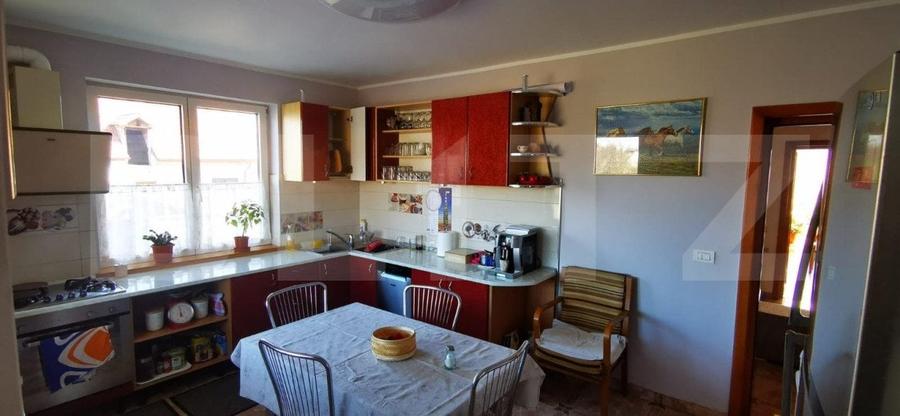 Casă individuală cu 5 camere cu Canalizare în Hărman