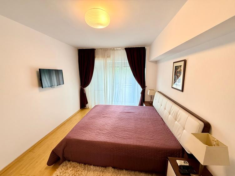 Unirii-Casa Poporului/ Bd. Libertatii/ Parcul  Izvor/ Vederea panoramica - 2