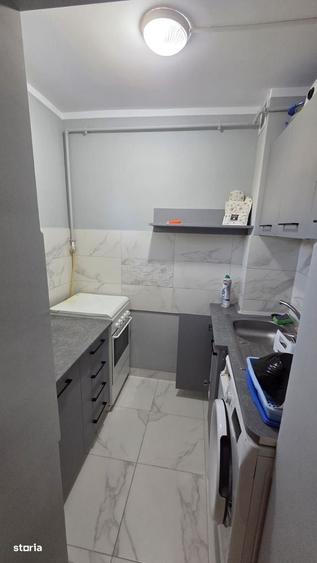 Apartament cu 2 camere nedecomandat în Micro 14
