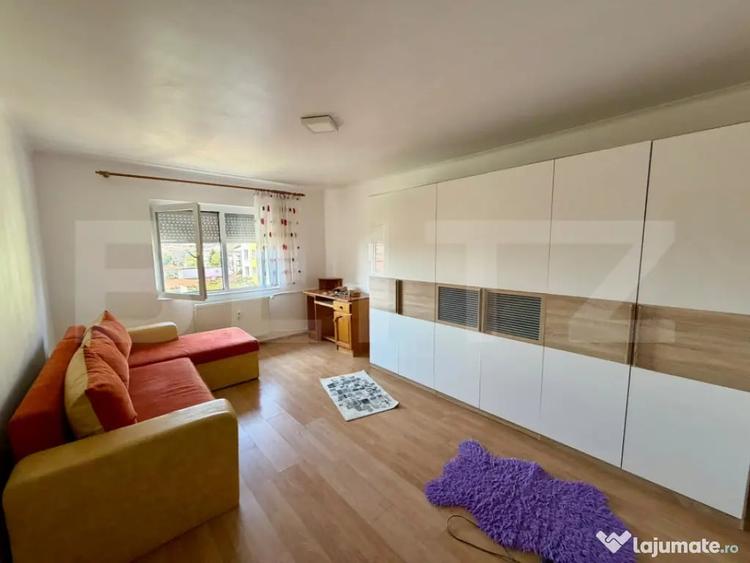 Apartament cu 2 camere decomandat în Central