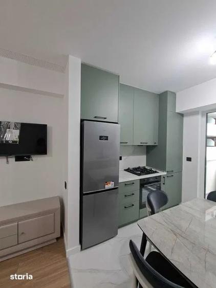 Apartament cu 2 camere semidecomandat, mobilat în Eminescu