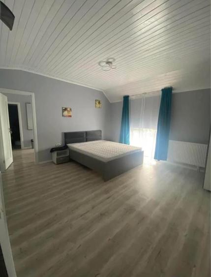 Apartament cu 2 camere decomandat în Murfatlar