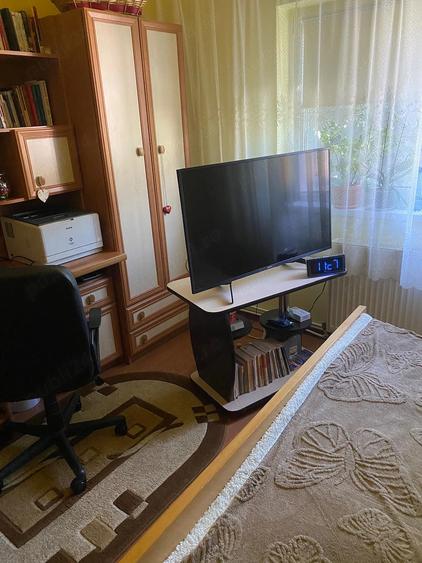 Apartament cu 2 camere decomandat, mobilat în Central