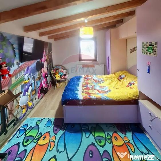 Casă cu 4 camere cu Teren 1165 Mp în Gologanu