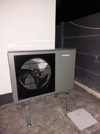 Casă cu 4 camere în Malu Mare