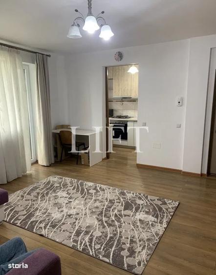 Apartament cu 2 camere semidecomandat în Tractorul