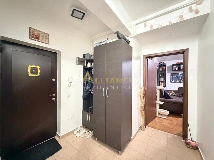 Apartament cu 3 camere, mobilat în Apărătorii Patriei
