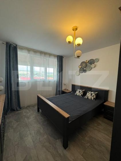 Apartament cu 2 camere semidecomandat, mobilat în Florești