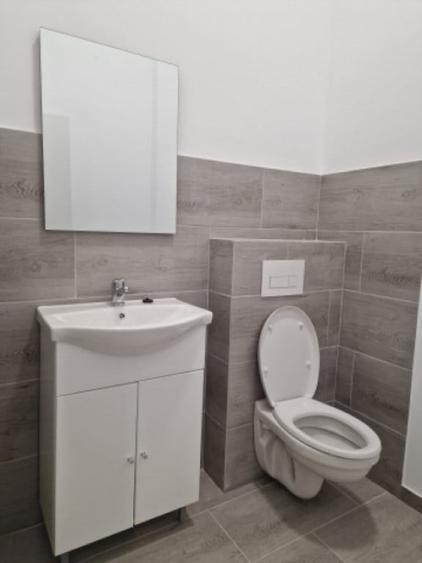 Spațiu comercial, de 140 mp, în P-ța Unirii
