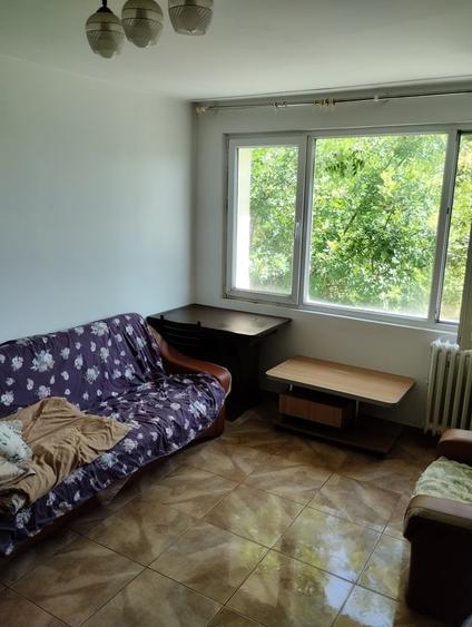 Apartament semidecomandat în Obor