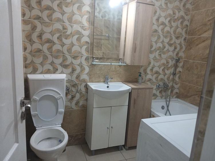 Apartament cu 2 camere decomandat în Florești