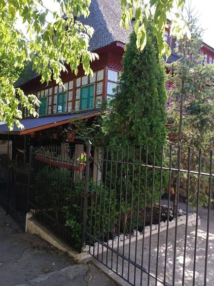 Hotel/Pensiune, de 400 mp, în Sat Vacanță