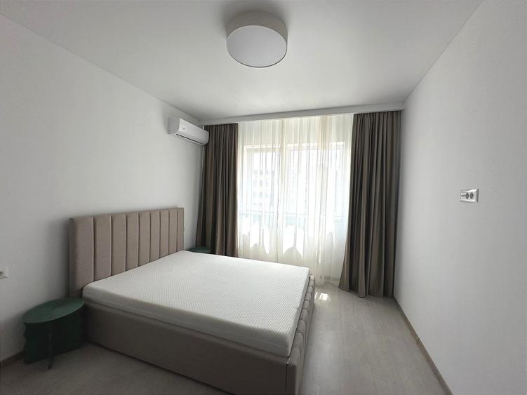 Apartament cu 3 camere semidecomandat în Central