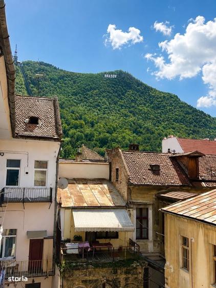 Apartament cu 4 camere în Centrul Istoric