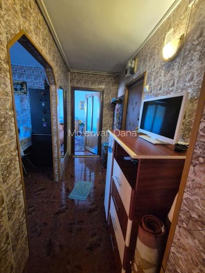 Apartament cu 2 camere decomandat în Răcădău