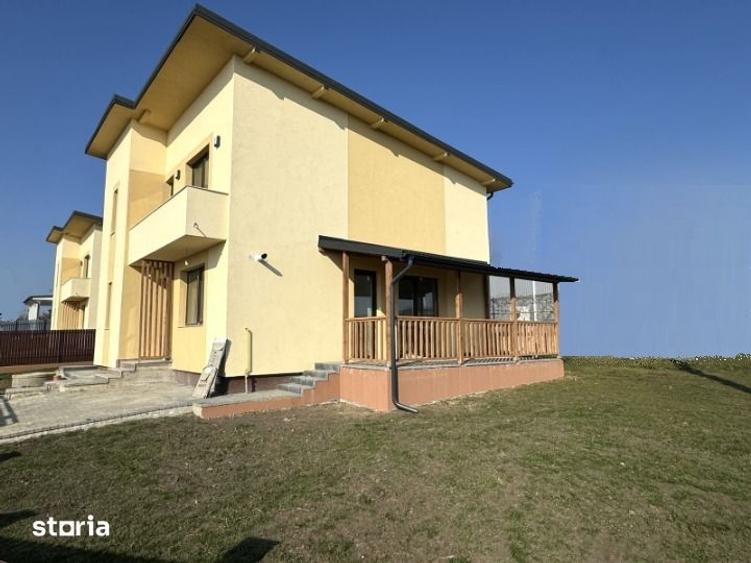 Casă cu 4 camere cu Teren 500 Mp în Valea Lupului