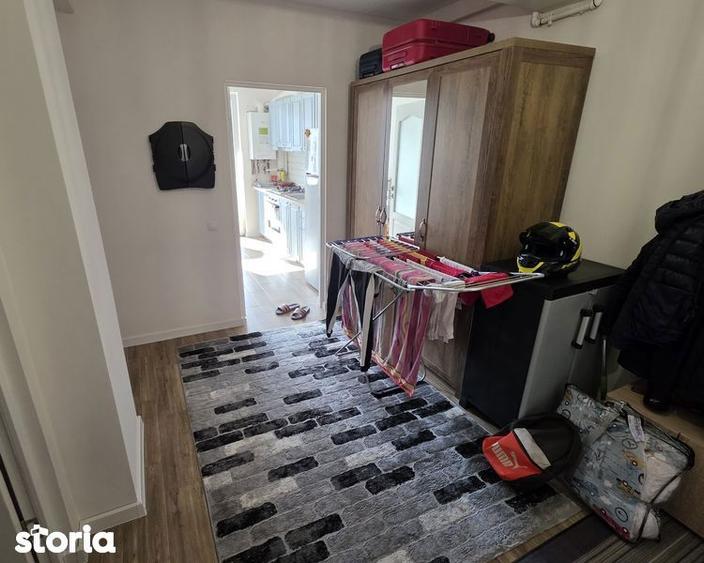 Apartament cu 2 camere, mobilat în Florești — fotografia 1