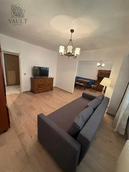 Apartament cu 4 camere decomandat, mobilat în Iancului