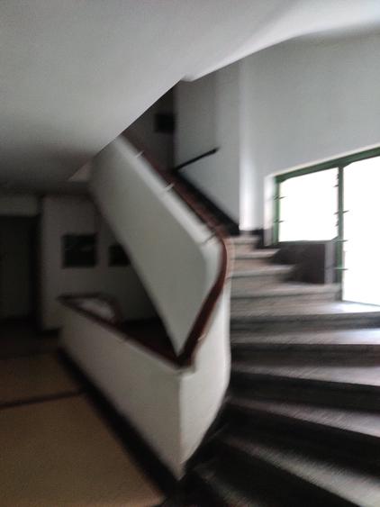 Apartament cu 2 camere nedecomandat în P-ța Universității