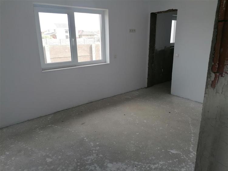 Casă cu 3 camere cu Teren 330 Mp în Exterior Nord