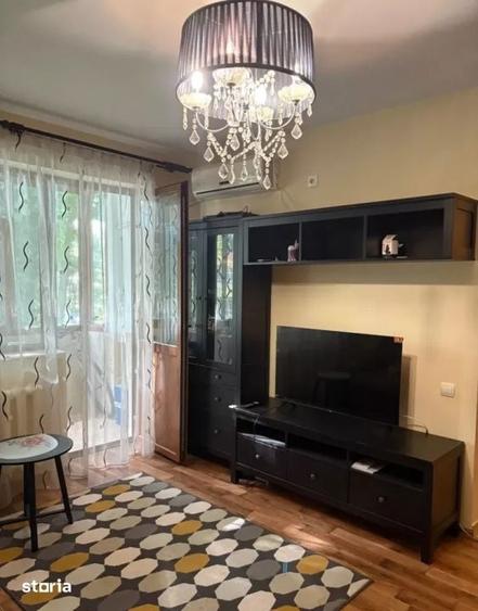 Apartament cu 2 camere semidecomandat în Tomis I