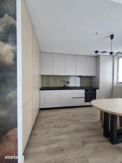 Apartament cu 3 camere decomandat în Ultracentral