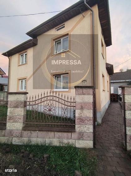 Casă cu 4 camere cu Teren 1900 Mp în Dornești