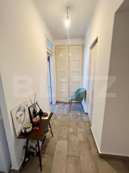 Apartament cu 2 camere semidecomandat, mobilat în Central