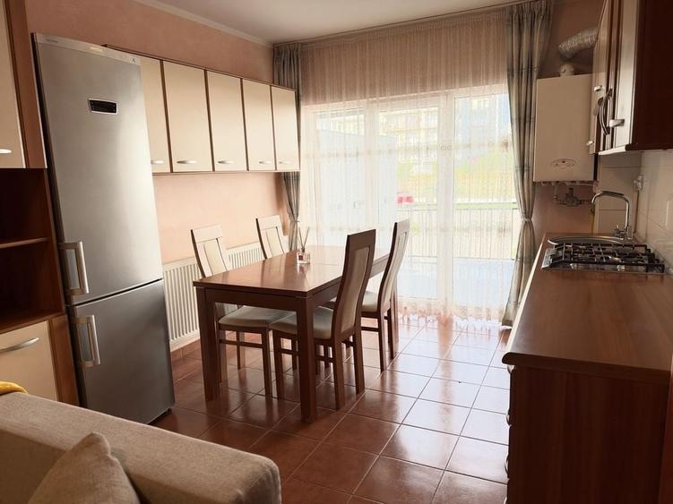 Apartament cu 2 camere semidecomandat în Bună Ziua