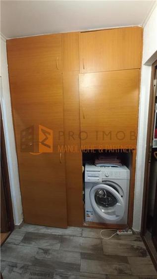 Apartament cu 2 camere semidecomandat, mobilat în Micro 3