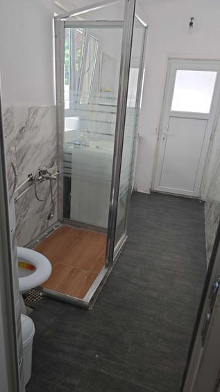 Casă cu 4 camere în Exterior Vest