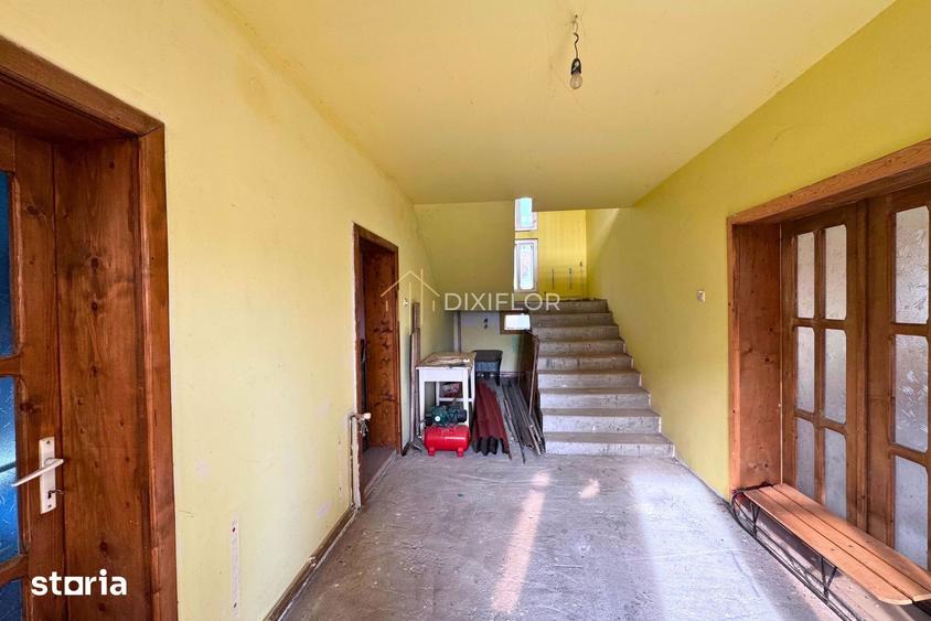 Casă cu 4 camere cu Teren 983 Mp în Sântana de Mureș