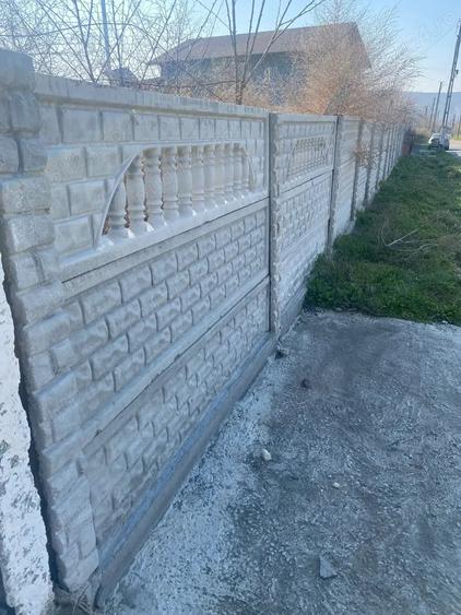 Casă cu 5 camere cu Teren 2200 Mp în Crucea