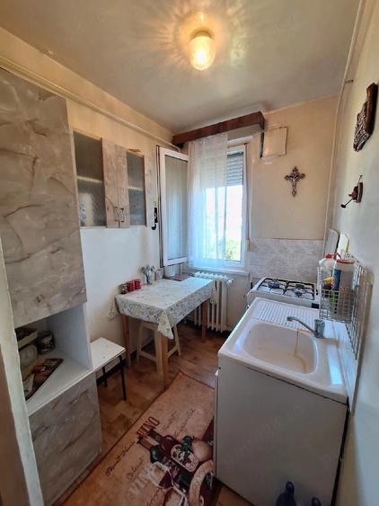 Apartament cu 3 camere decomandat în Țiglina 2