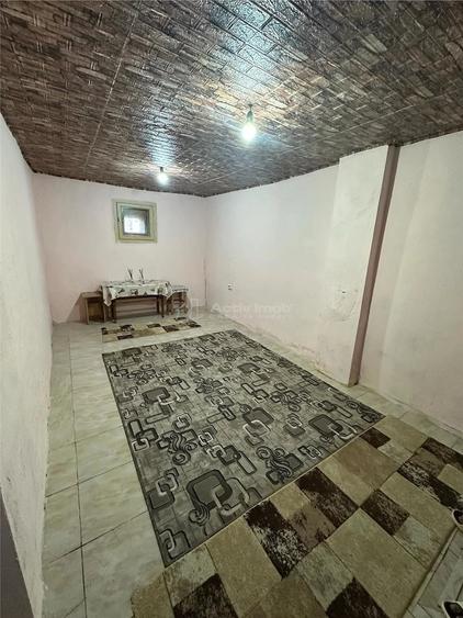 Casă cu 5 camere cu Teren 1500 Mp în Doclin