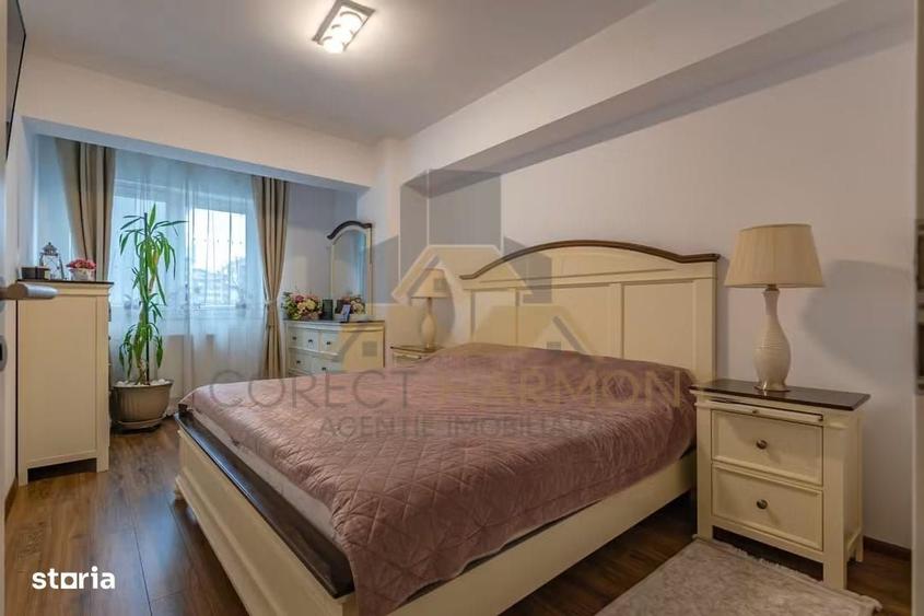 Apartament cu 3 camere decomandat în Sud