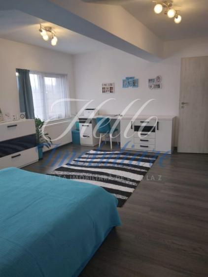 Casă individuală cu 4 camere cu Canalizare în Gheorgheni