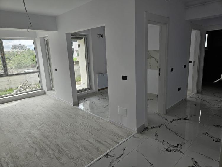 Apartament cu 3 camere decomandat în Prelungirea Ghencea