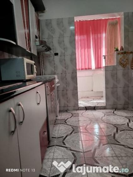 Apartament cu 2 camere decomandat în Rahova