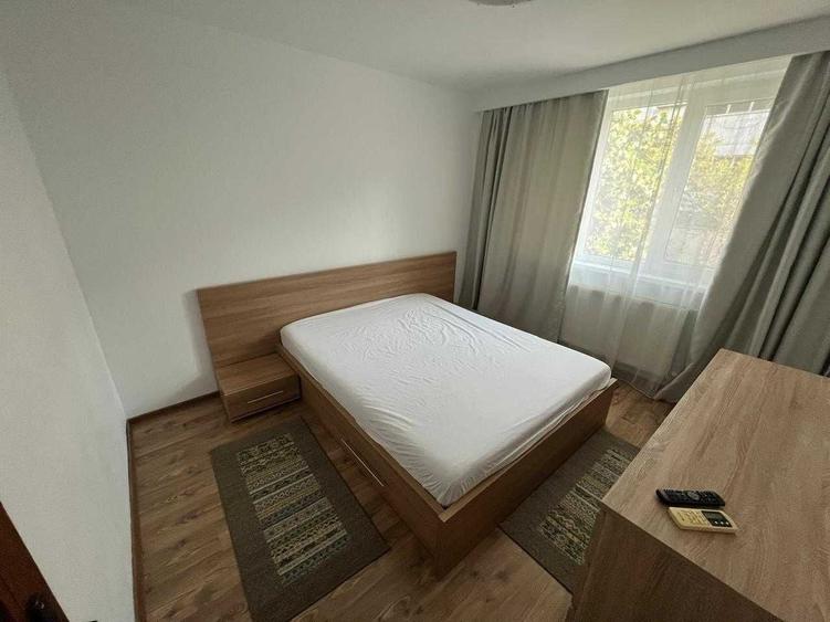 Apartament cu 2 camere decomandat în Drumul Taberei