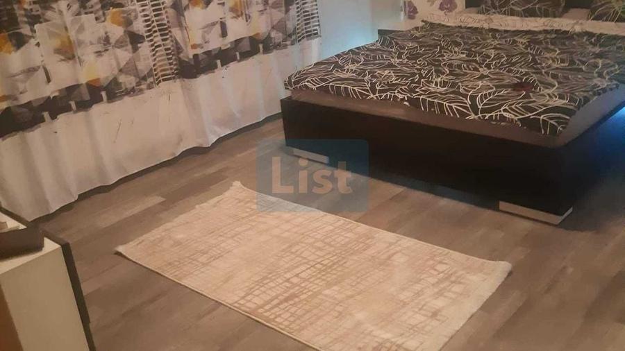 Casă cu 5 camere cu Canalizare în Botiz