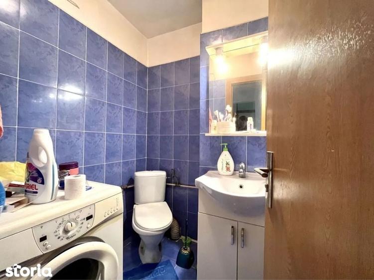 Apartament cu 3 camere decomandat în Lipovei