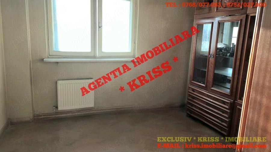 Apartament cu 4 camere decomandat în Ultracentral