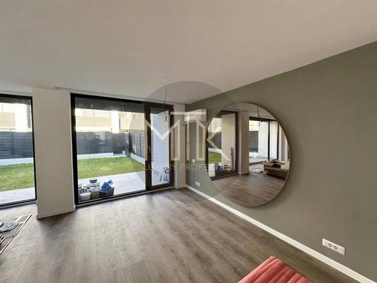 Duplex cu 5 camere cu Canalizare în Pipera