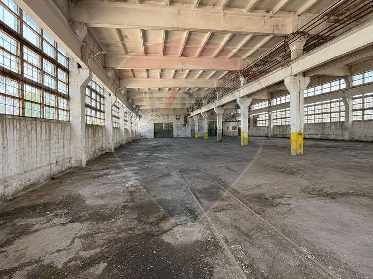 Spațiu industrial, de 1,098 mp, în Calea Severinului