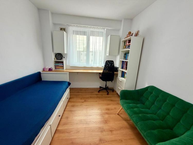 Apartament cu 3 camere decomandat în Ampoi 3