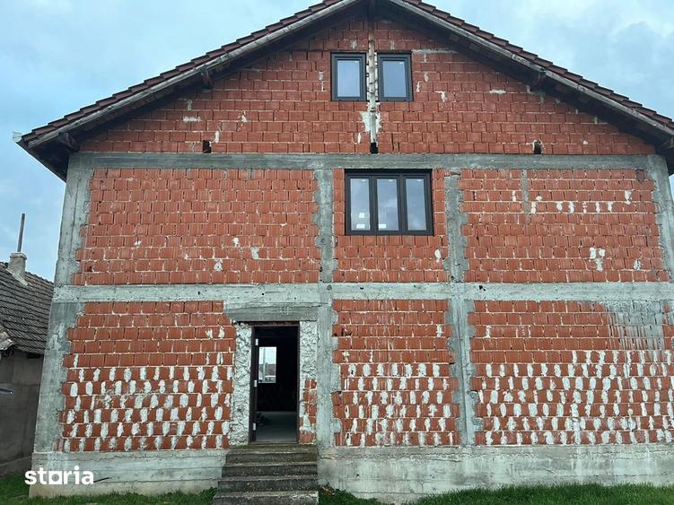 Casă cu 3 camere cu Teren 624 Mp în Tileagd